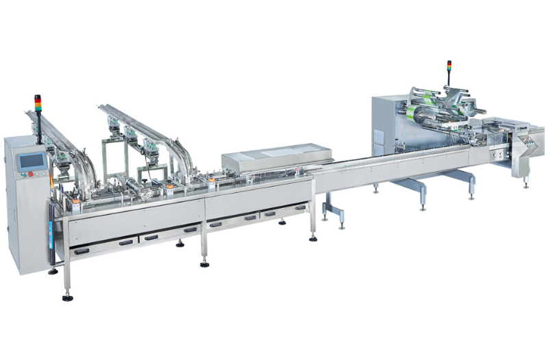 Biscuit Sandwiching Machine Connect To Flow Wrapping Machine Biscuit Sandwiching Machine Connect To Flow Wrapping Machine