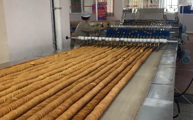 Custom Turnkey Biscuit Packaging Line: From Handling to Flow Wrapping Custom Turnkey Biscuit Packaging Line: From Handling to Flow Wrapping